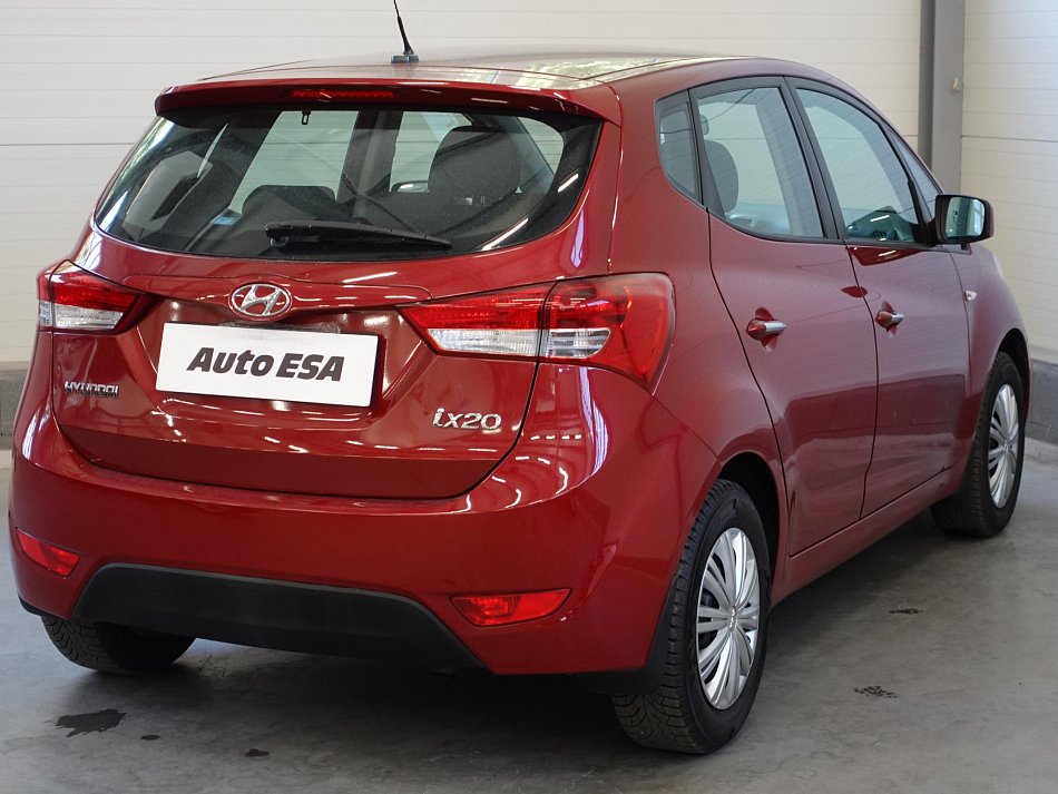 Hyundai Ix20 1.4 i 