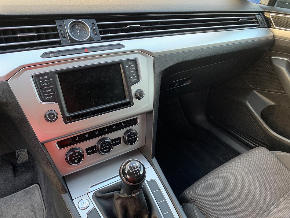 Volkswagen Passat 2.0TDi 