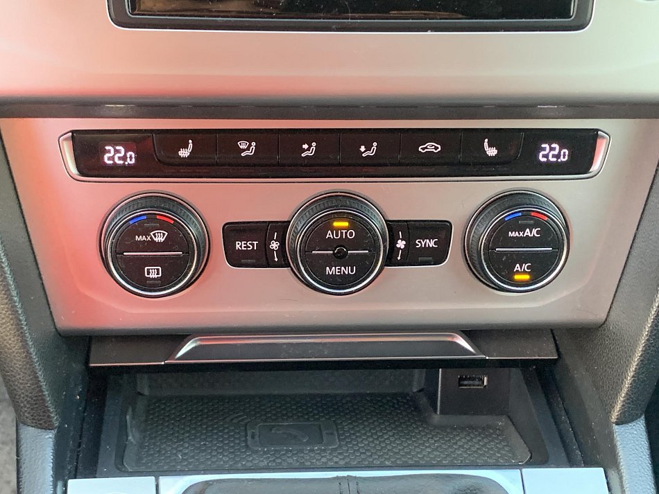 Volkswagen Passat 2.0TDi 