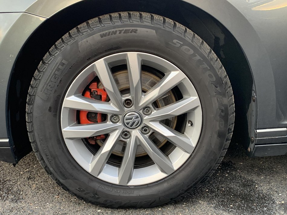 Volkswagen Passat 2.0TDi 