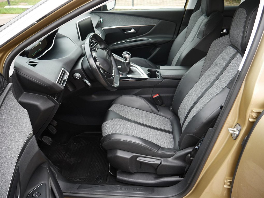 Peugeot 3008 1.6 HDi Allure