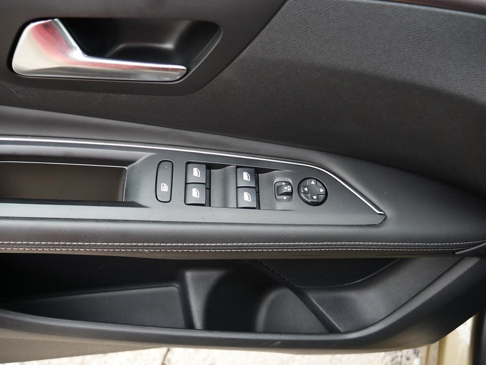 Peugeot 3008 1.6 HDi Allure