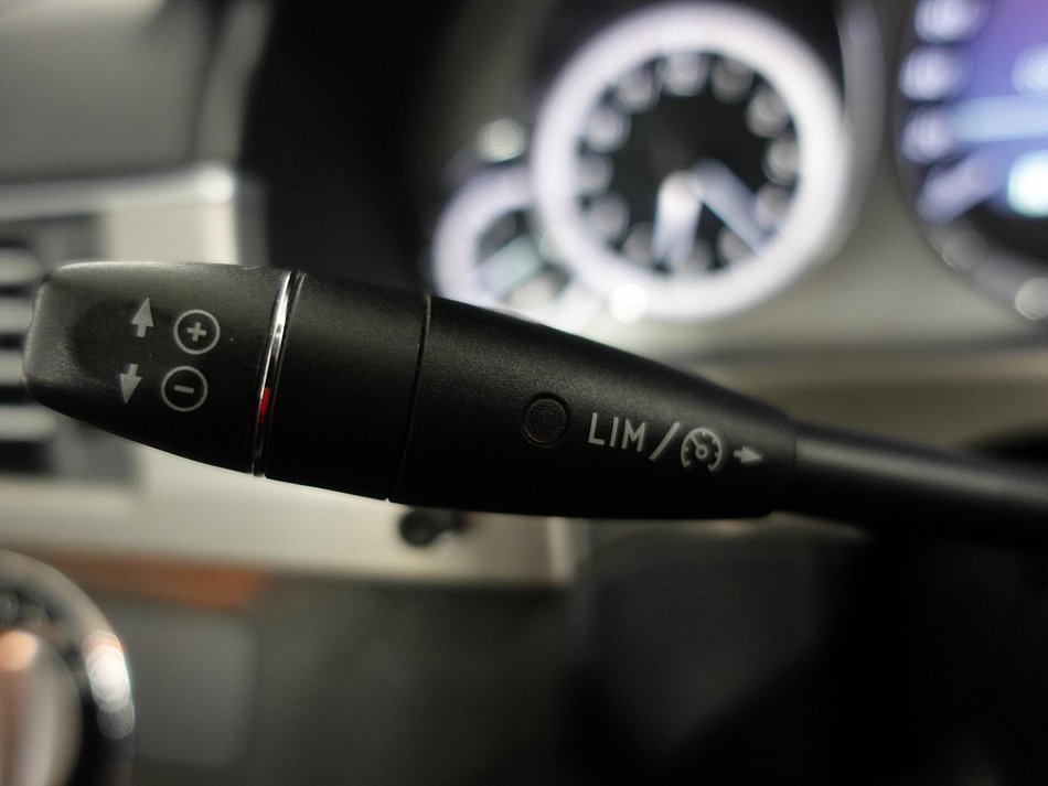 Mercedes-Benz Třída E 2.2 CDi  E220