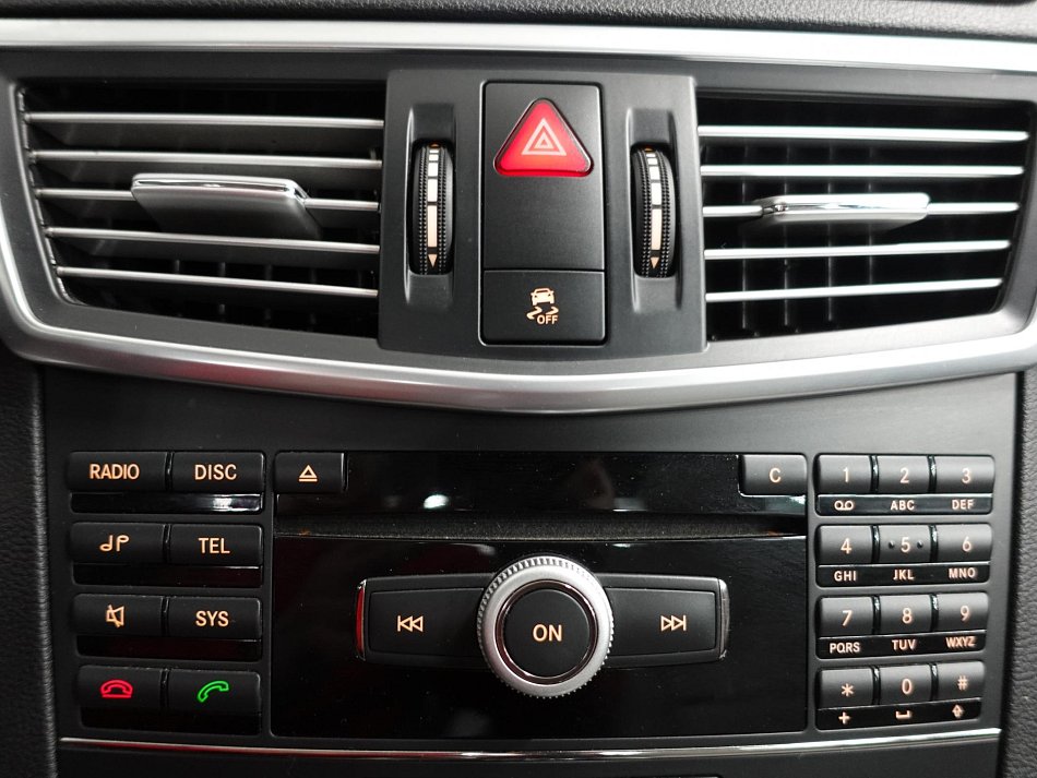 Mercedes-Benz Třída E 2.2 CDi  E220