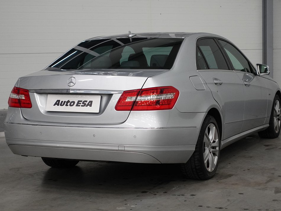 Mercedes-Benz Třída E 2.2 CDi  E220