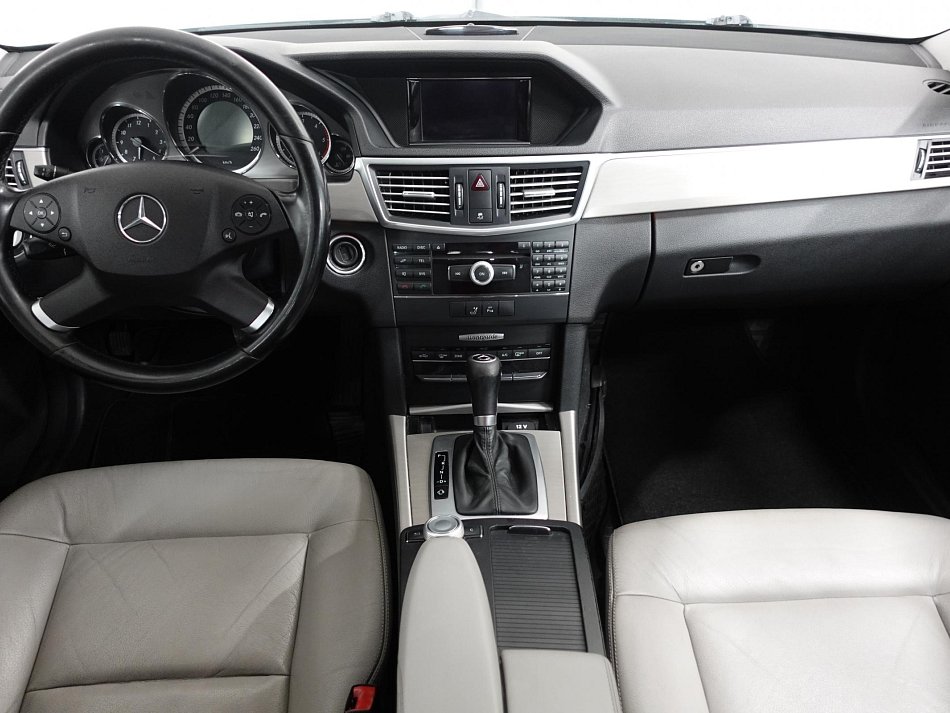 Mercedes-Benz Třída E 2.2 CDi  E220