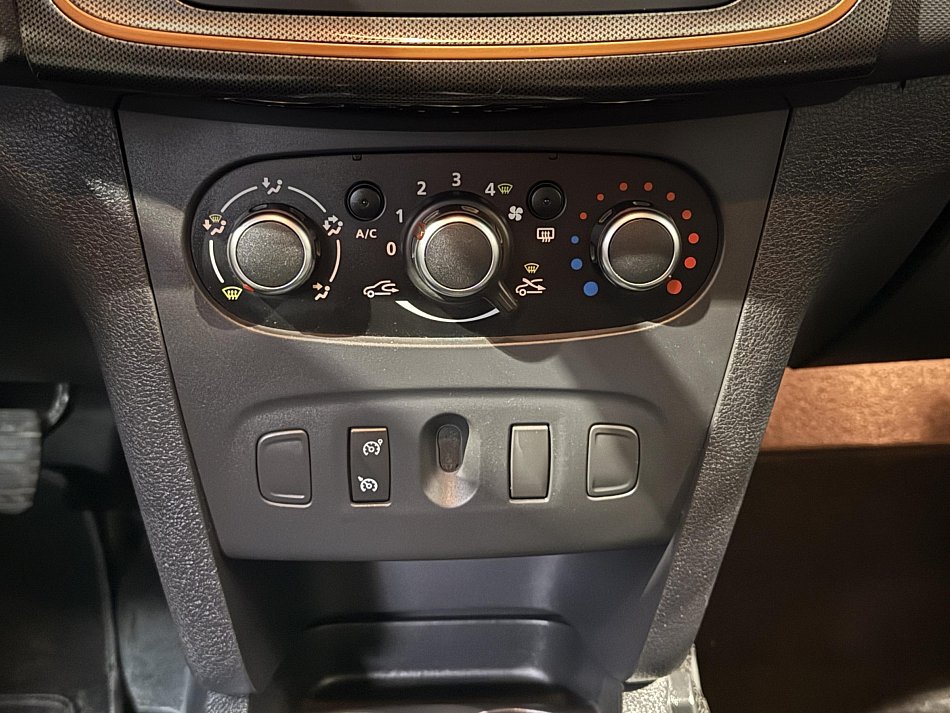 Dacia Logan 0.9 TCe  Stepway