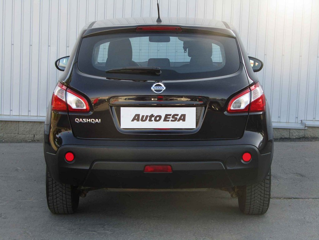 Nissan Qashqai 1.6i 