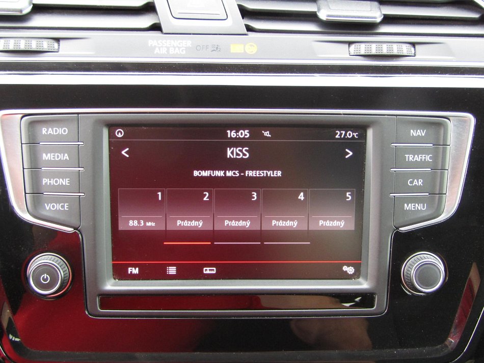 Volkswagen Touran 2.0 TDi Highline 7míst
