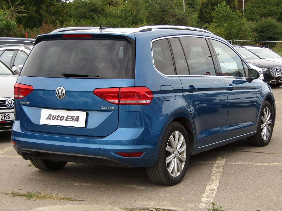 Volkswagen Touran 2.0 TDi Highline 7míst