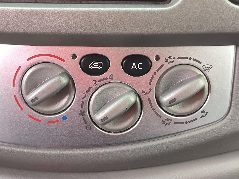 Renault Trafic 2.0dCi Generation