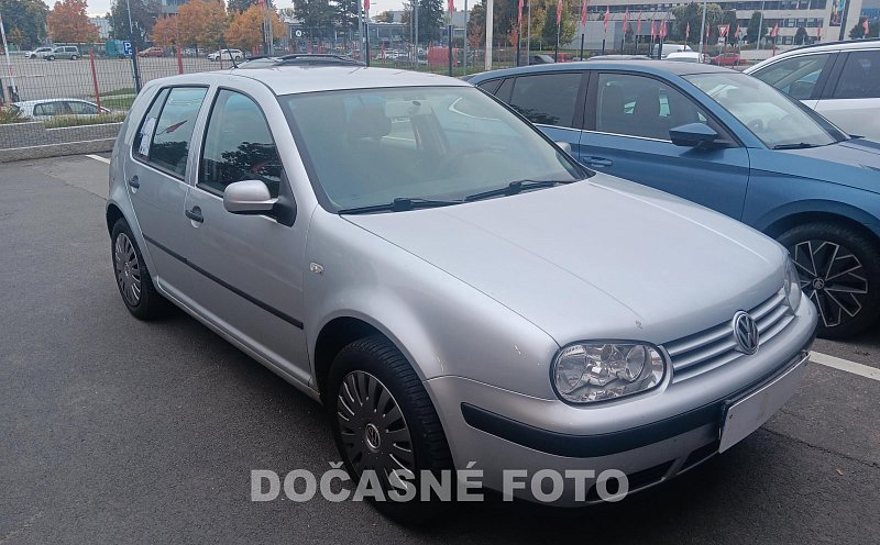 Volkswagen Golf 1.4 16V 