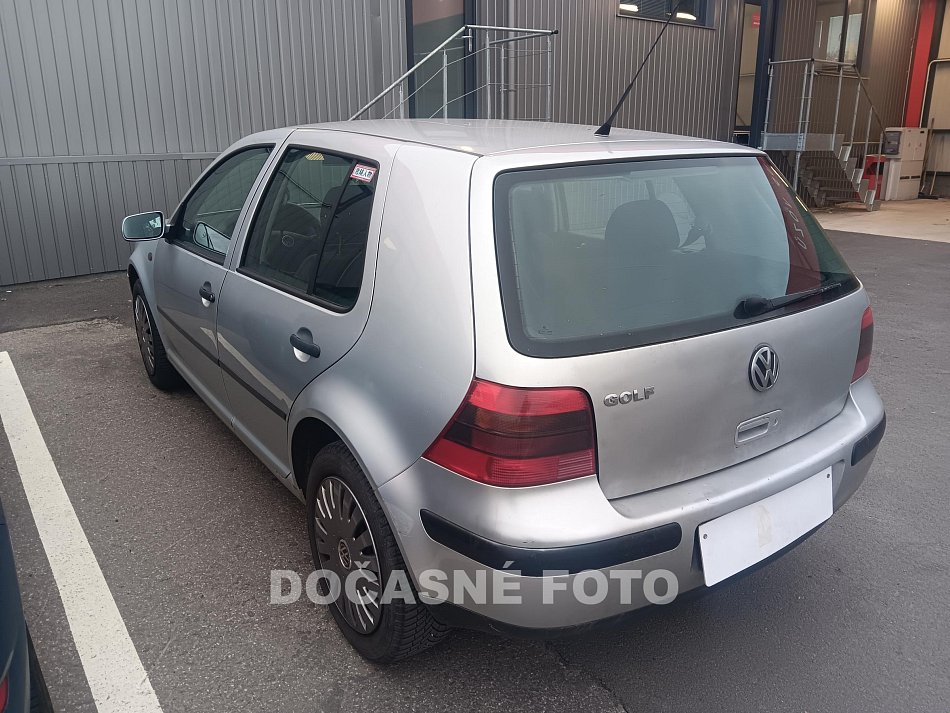 Volkswagen Golf 1.4 16V 