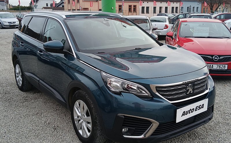 Peugeot 5008 1.2PT 