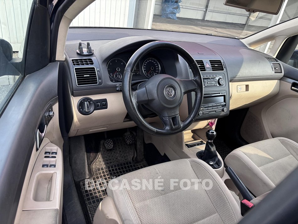 Volkswagen Touran 2.0TDi 