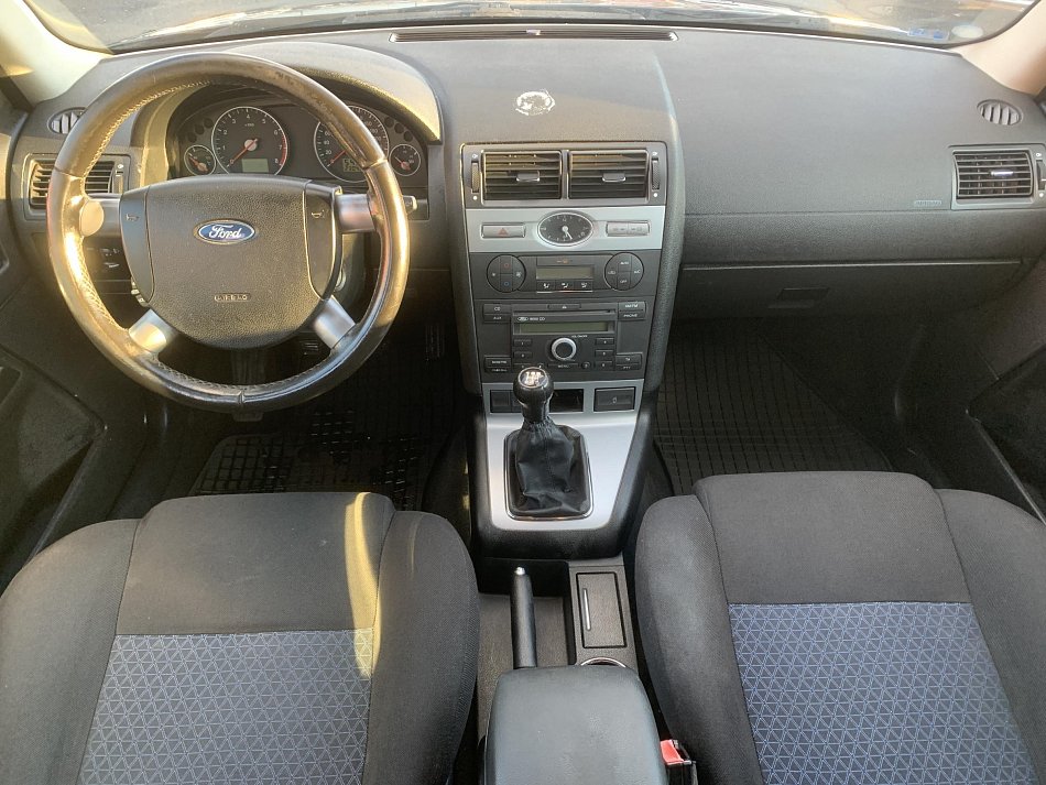 Ford Mondeo 2.0i 