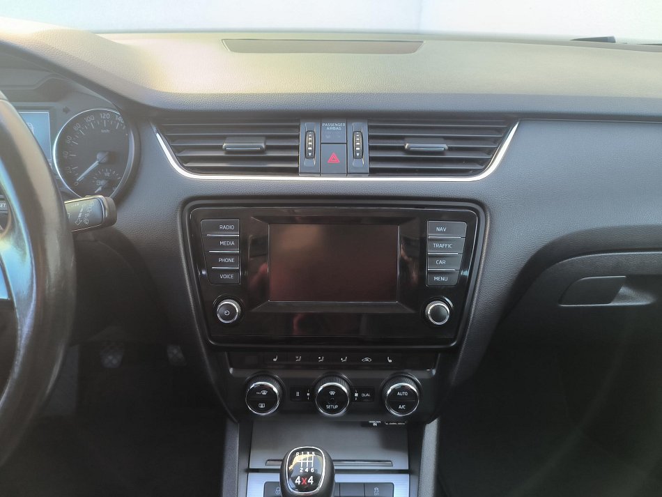 Škoda Octavia III 2.0 TDi Elegance 4x4