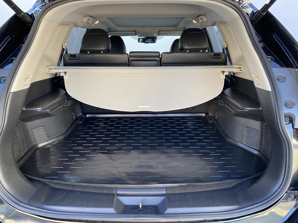 Nissan X-Trail 1.6 DIG-T Tekna
