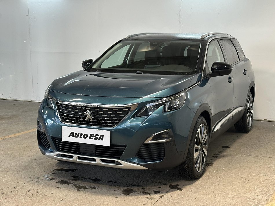 Peugeot 5008 1.5 HDi  7míst