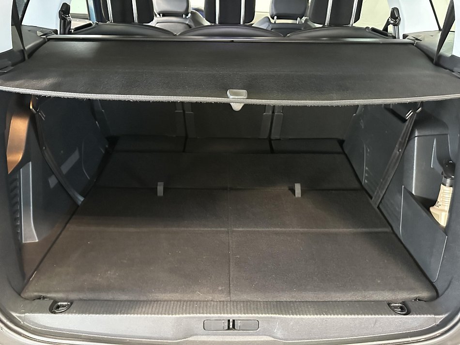 Peugeot 5008 1.5 HDi  7míst