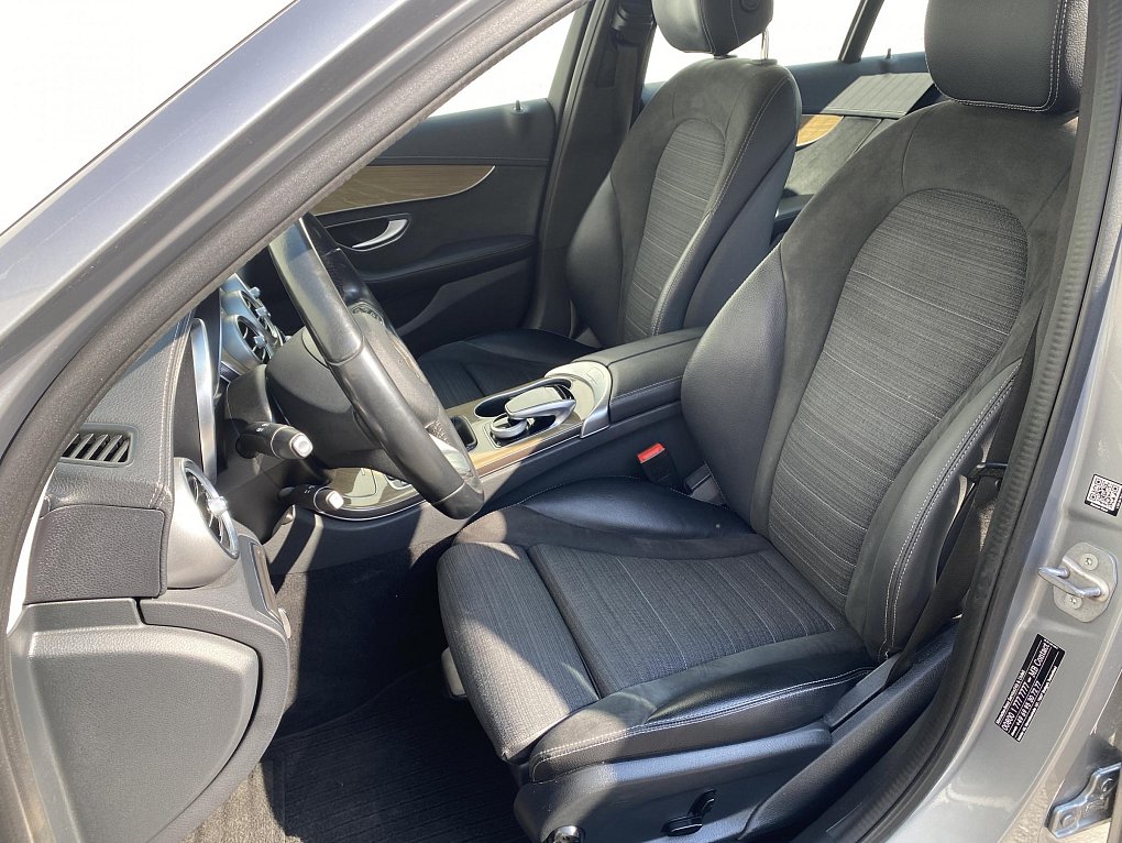 Mercedes-Benz Třída C 1.6 Exclusive C180