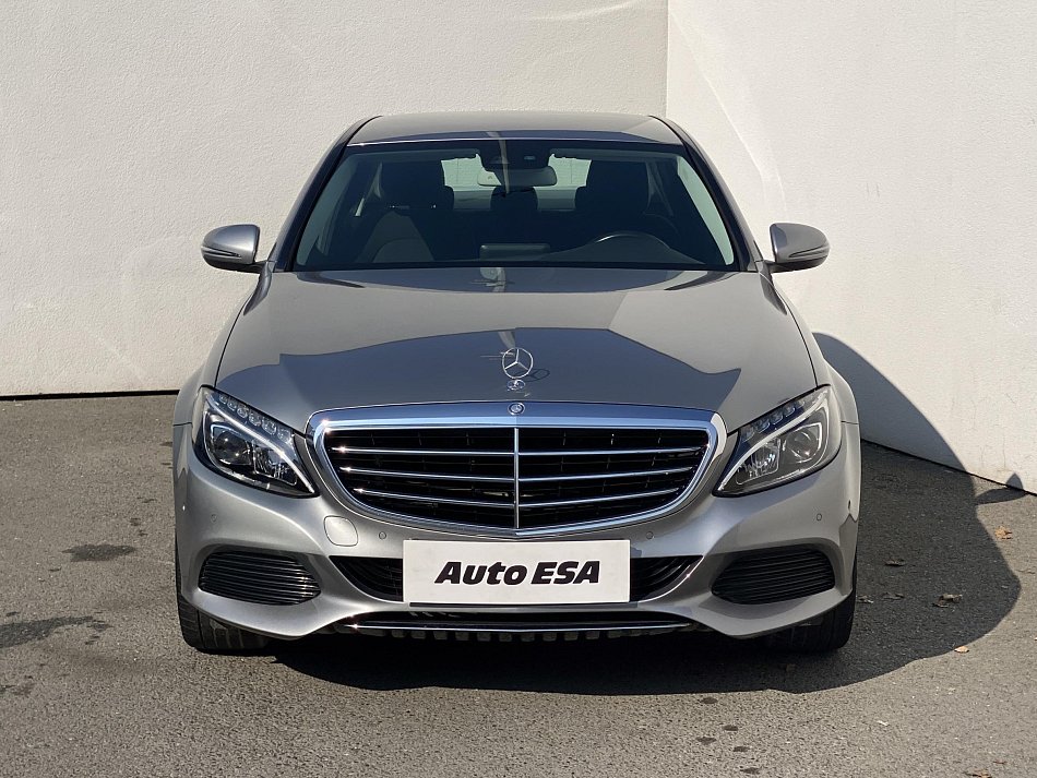 Mercedes-Benz Třída C 1.6 Exclusive C180
