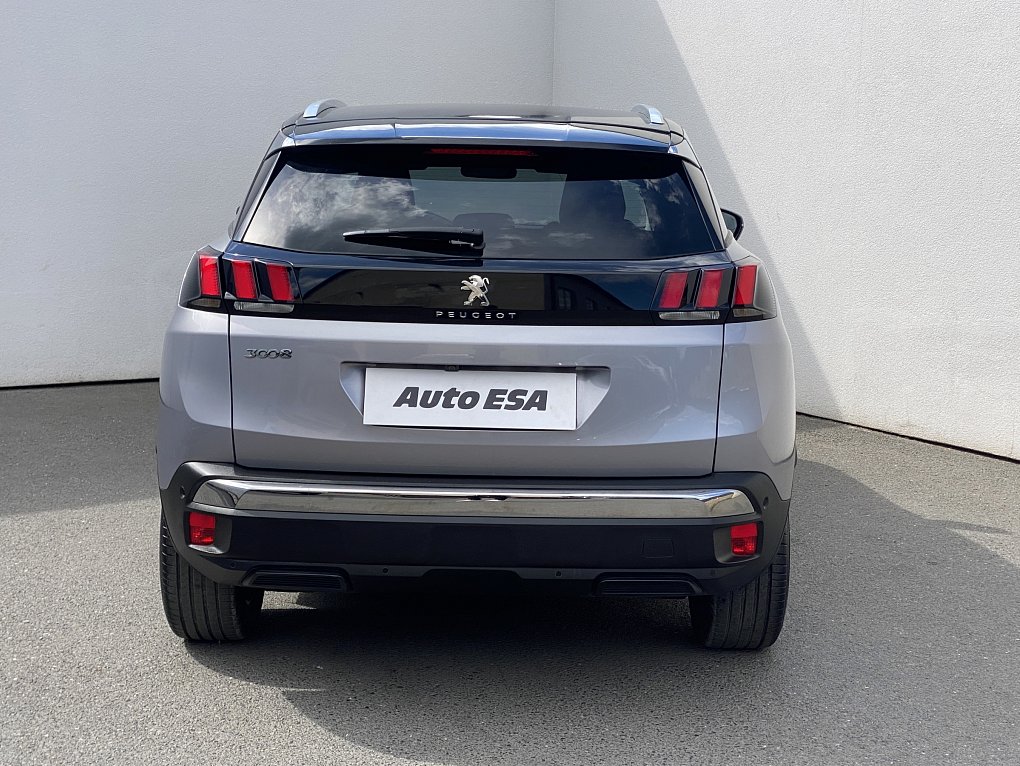 Peugeot 3008 1.2PT Allure