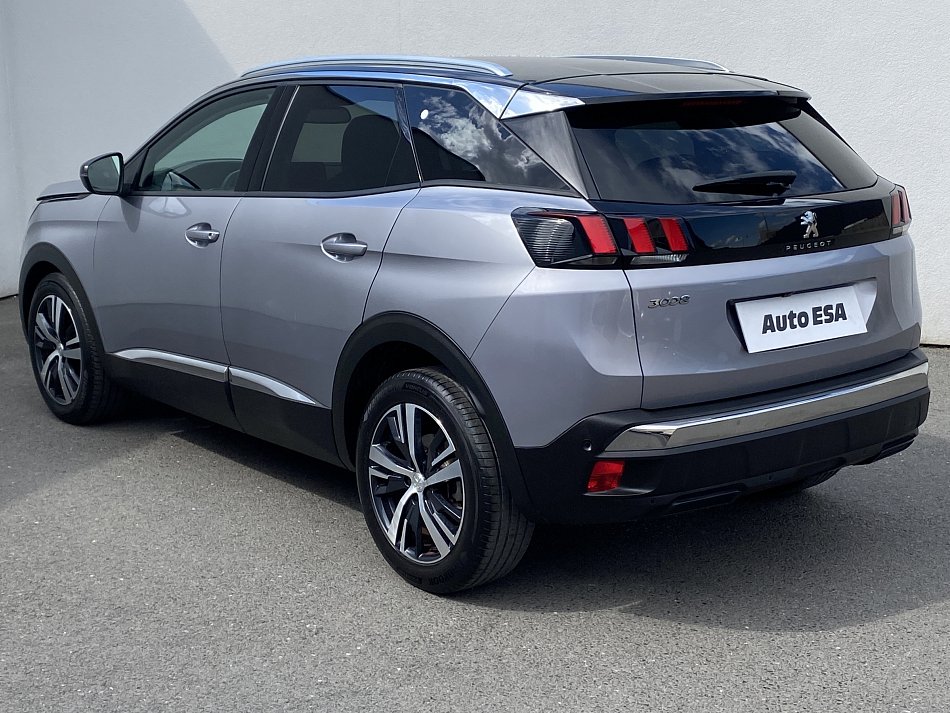 Peugeot 3008 1.2PT Allure