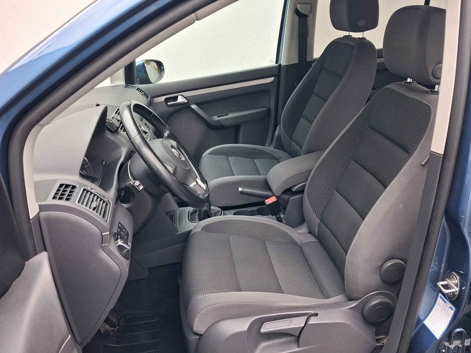Volkswagen Touran 2.0TDi 