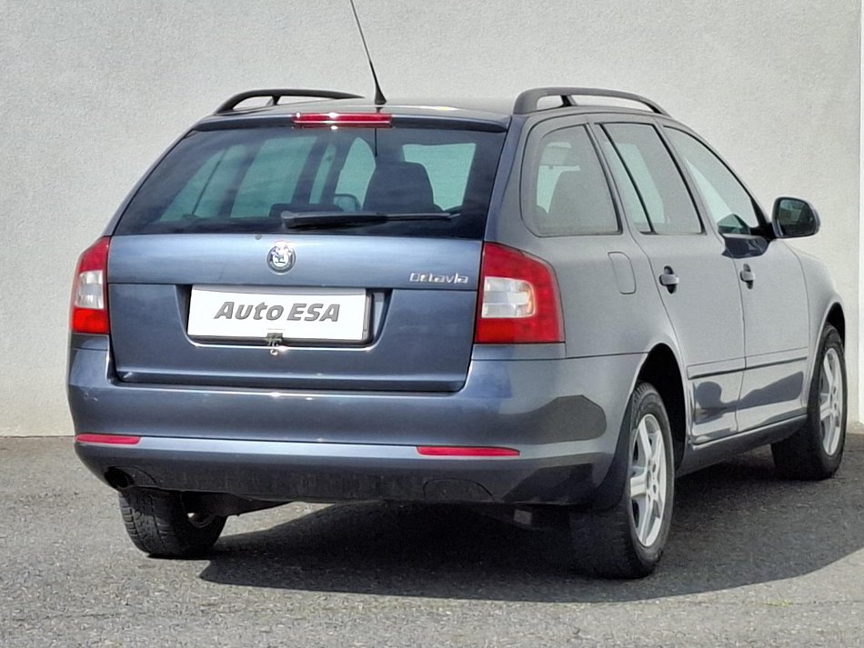Škoda Octavia II 1.6 TDi Ambiente