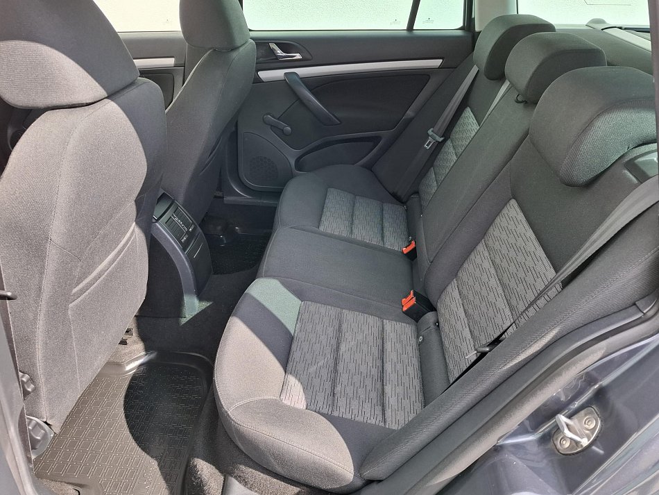 Škoda Octavia II 1.6 TDi Ambiente