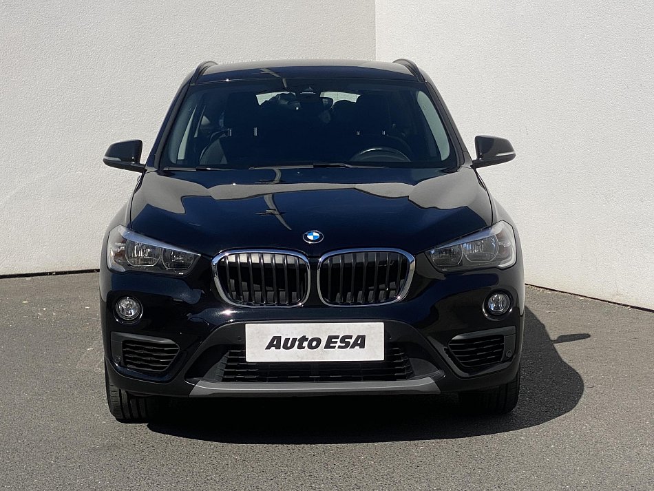 BMW X1 2.0 D  sDrive18d