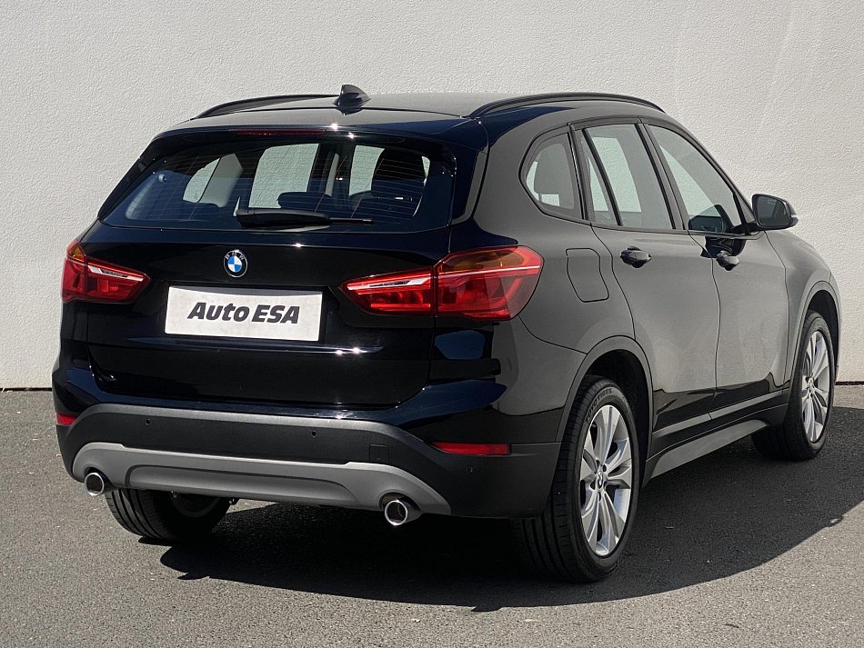 BMW X1 2.0 D  sDrive18d