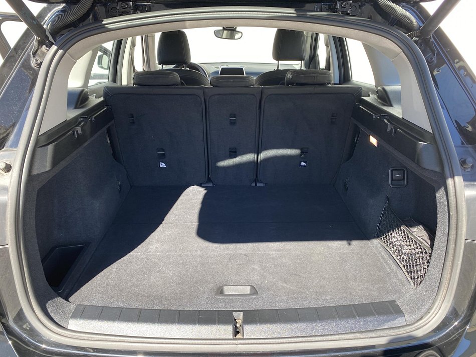 BMW X1 2.0 D  sDrive18d