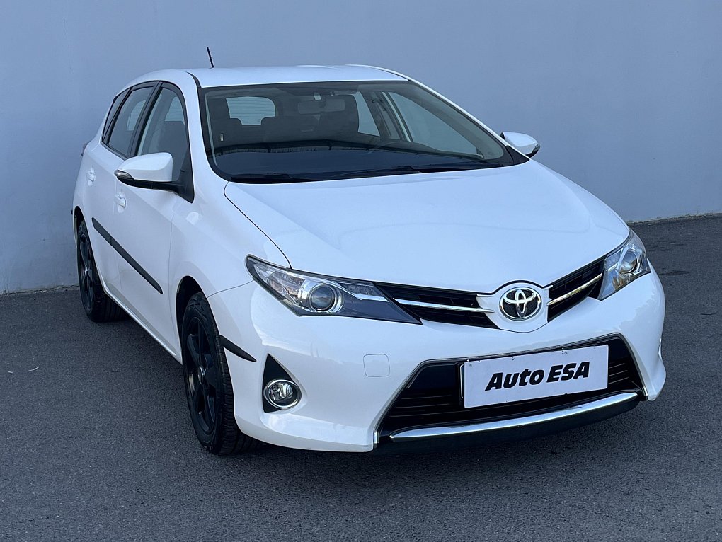 Toyota Auris 1.6 VVTi 