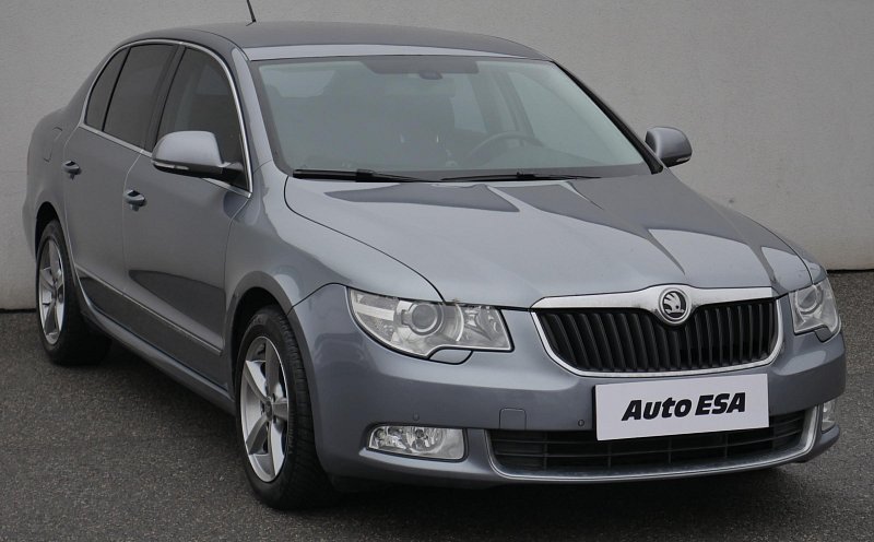 Škoda Superb II 2.0TDi Elegance