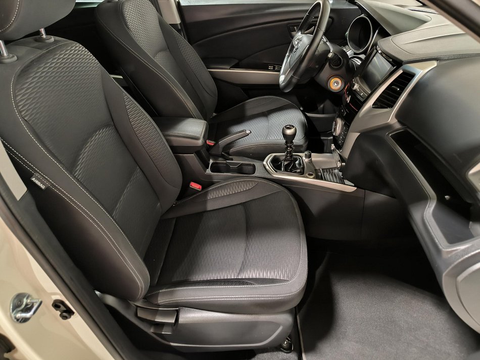 SsangYong Tivoli 1.6 e-XGi 