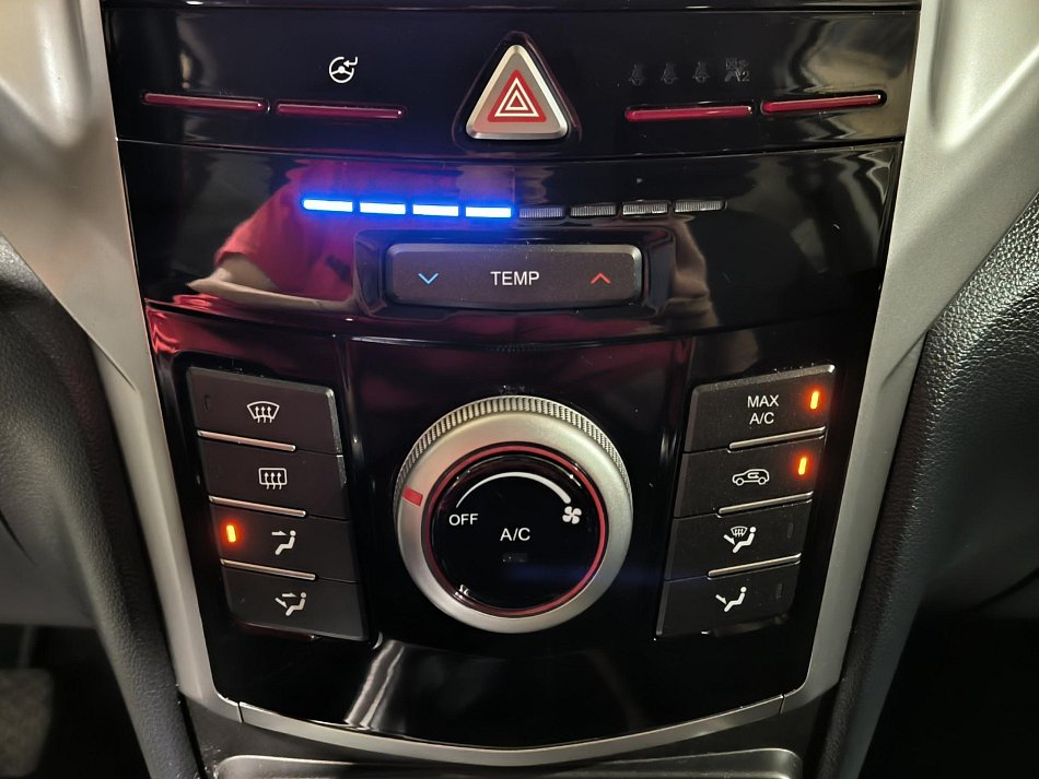SsangYong Tivoli 1.6 e-XGi 