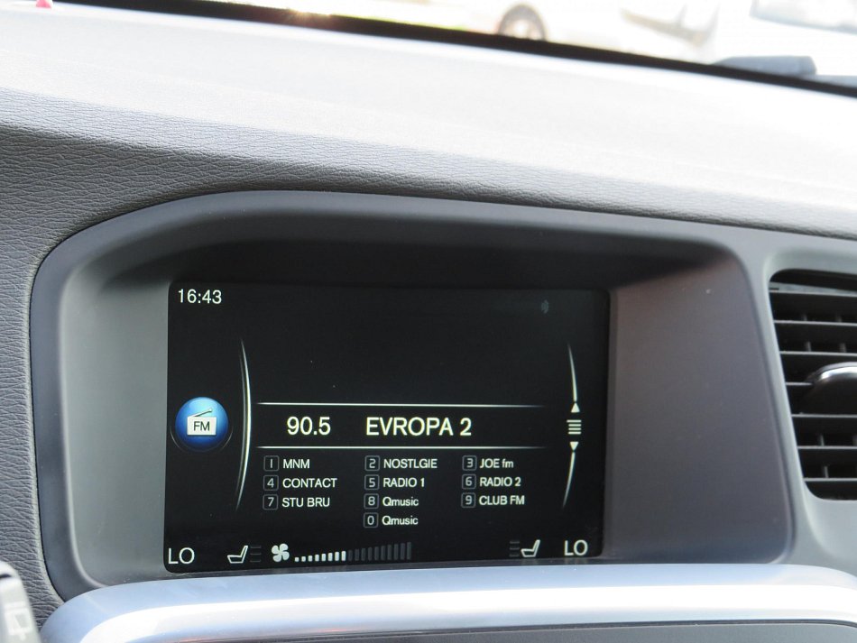 Volvo V60 2.0 D3 Momentum