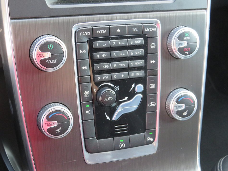 Volvo V60 2.0 D3 Momentum