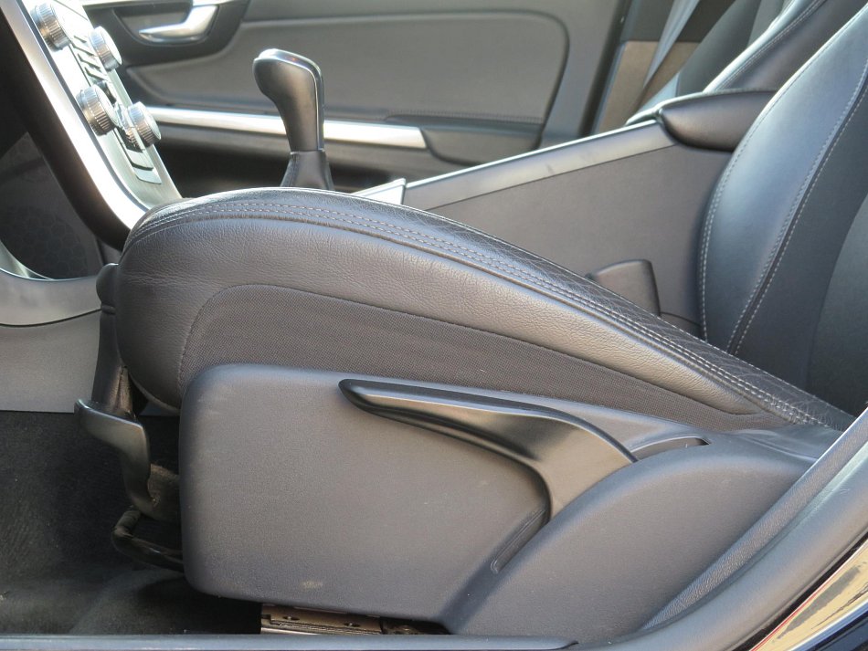 Volvo V60 2.0 D3 Momentum