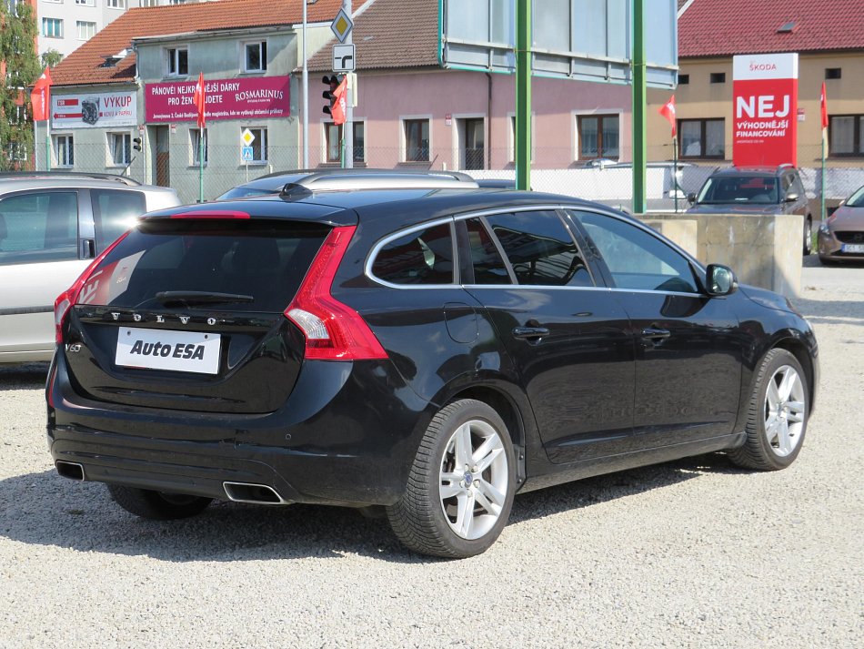 Volvo V60 2.0 D3 Momentum