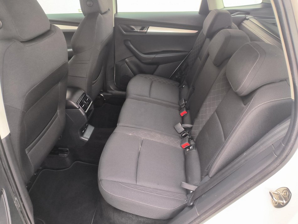 Škoda Karoq 2.0 TDi Ambition 4x4