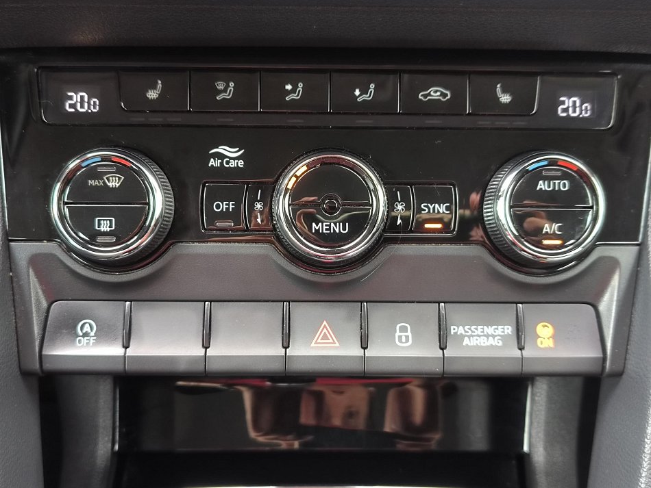 Škoda Karoq 2.0 TDi Ambition 4x4