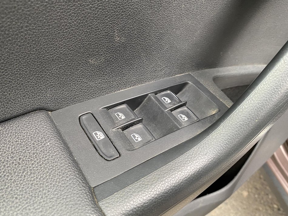 Škoda Octavia III 2.0 TDi Scout 4x4