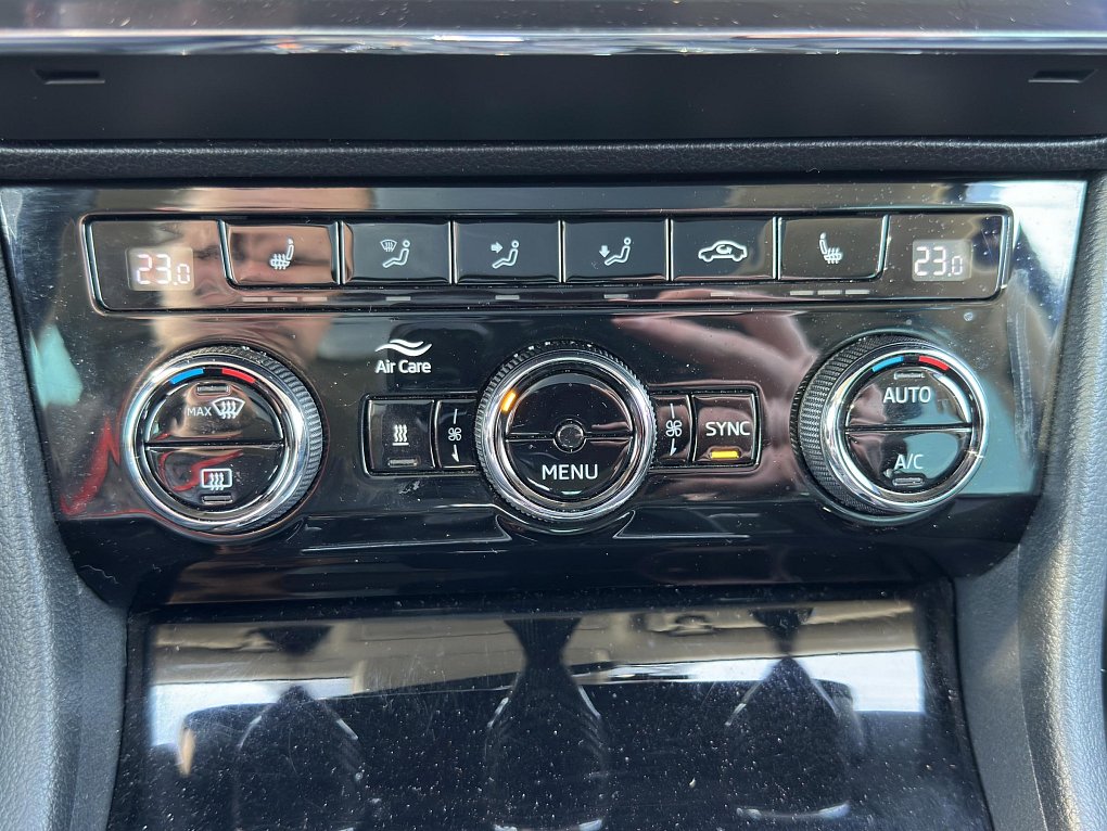 Škoda Superb III 2.0 TDi L&K 4x4