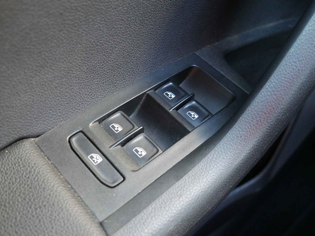 Škoda Octavia III 2.0TDi Ambition DSG