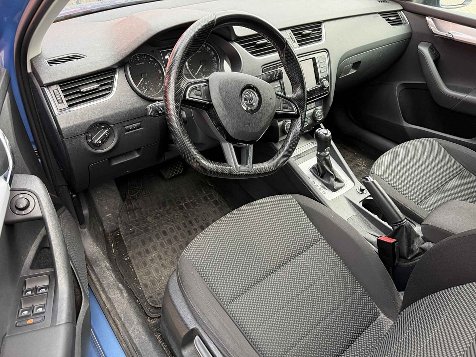 Škoda Octavia III 2.0TDi Ambition DSG