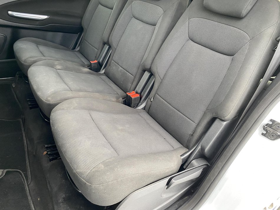 Ford S-MAX 2.2 TDCi Titanium