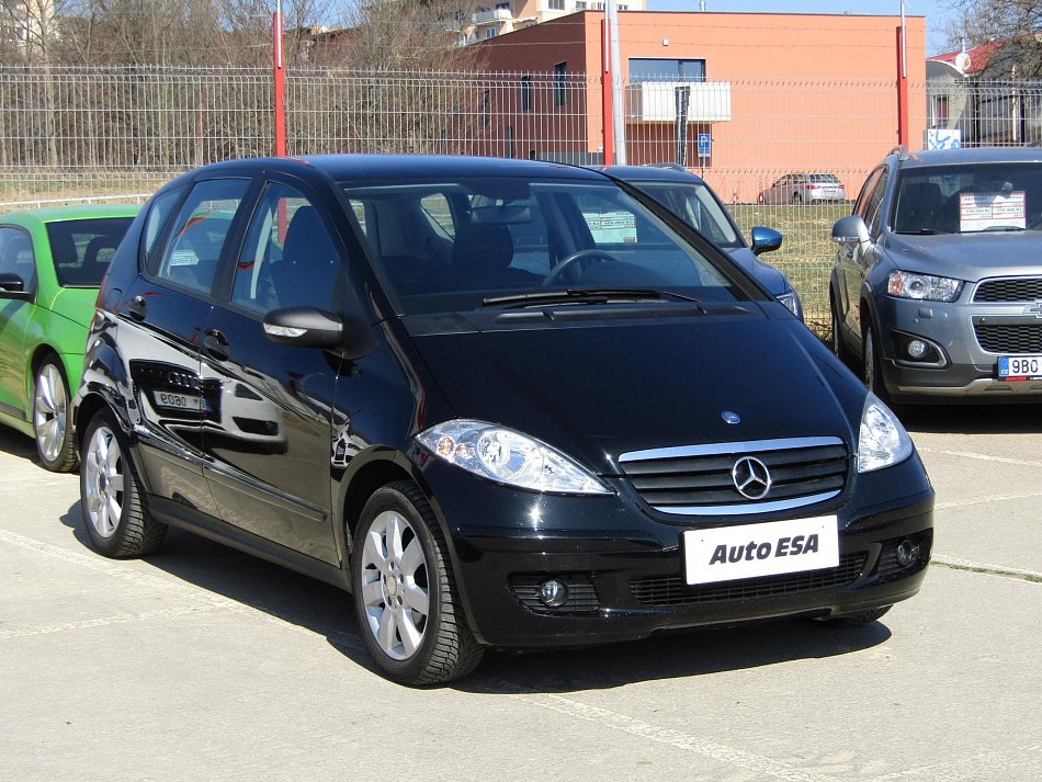 Mercedes-Benz Třída A 1.5i  150